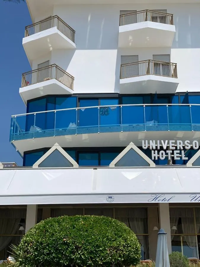 Hotel Universo ليدو دي يسولو