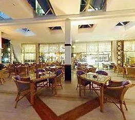 Hotel Universo ليدو دي يسولو