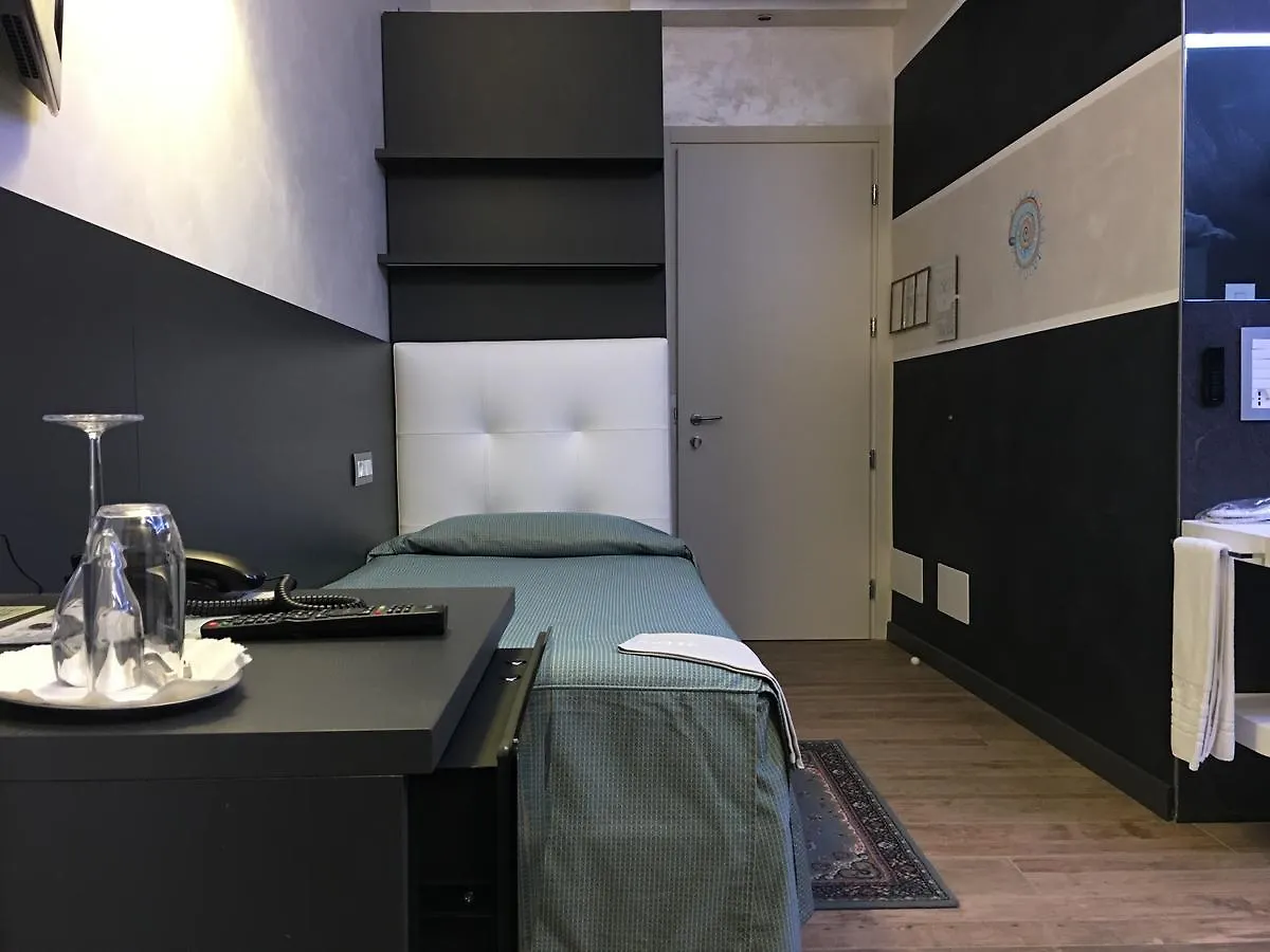 Hotel Universo Lido di Jesolo 3*,